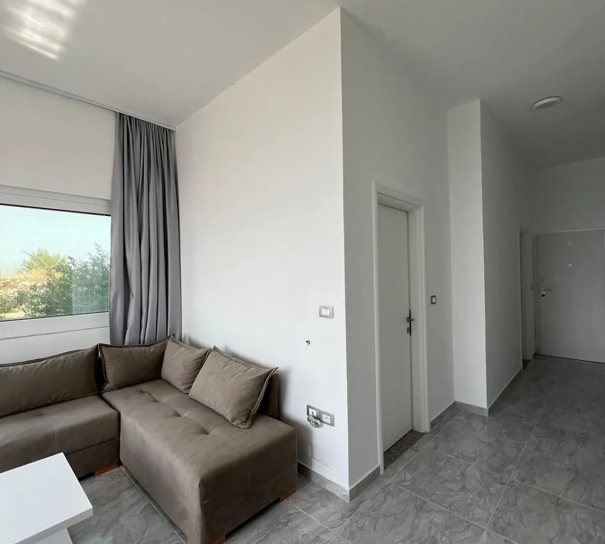 Beauty Villa Sarande ! Uphill Location 0*,