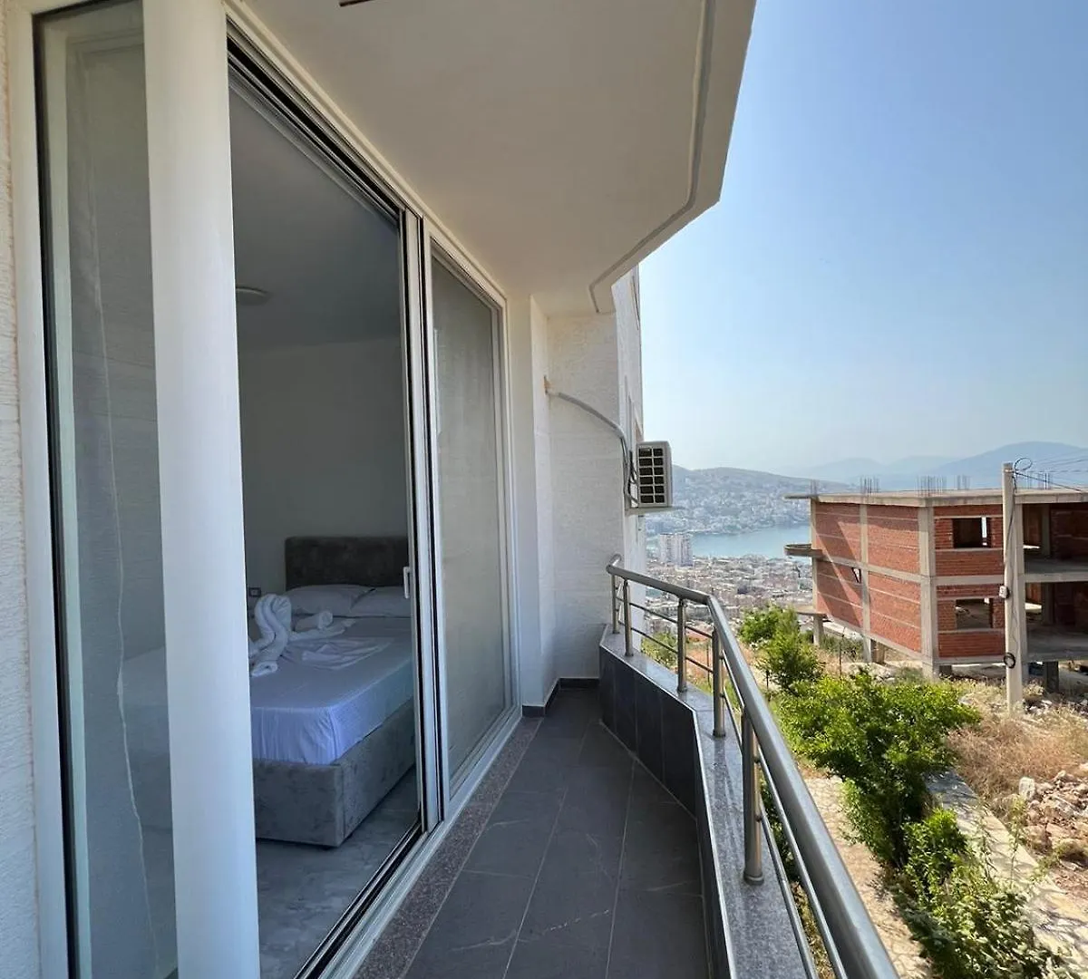 Beauty Villa Sarande ! Uphill Location