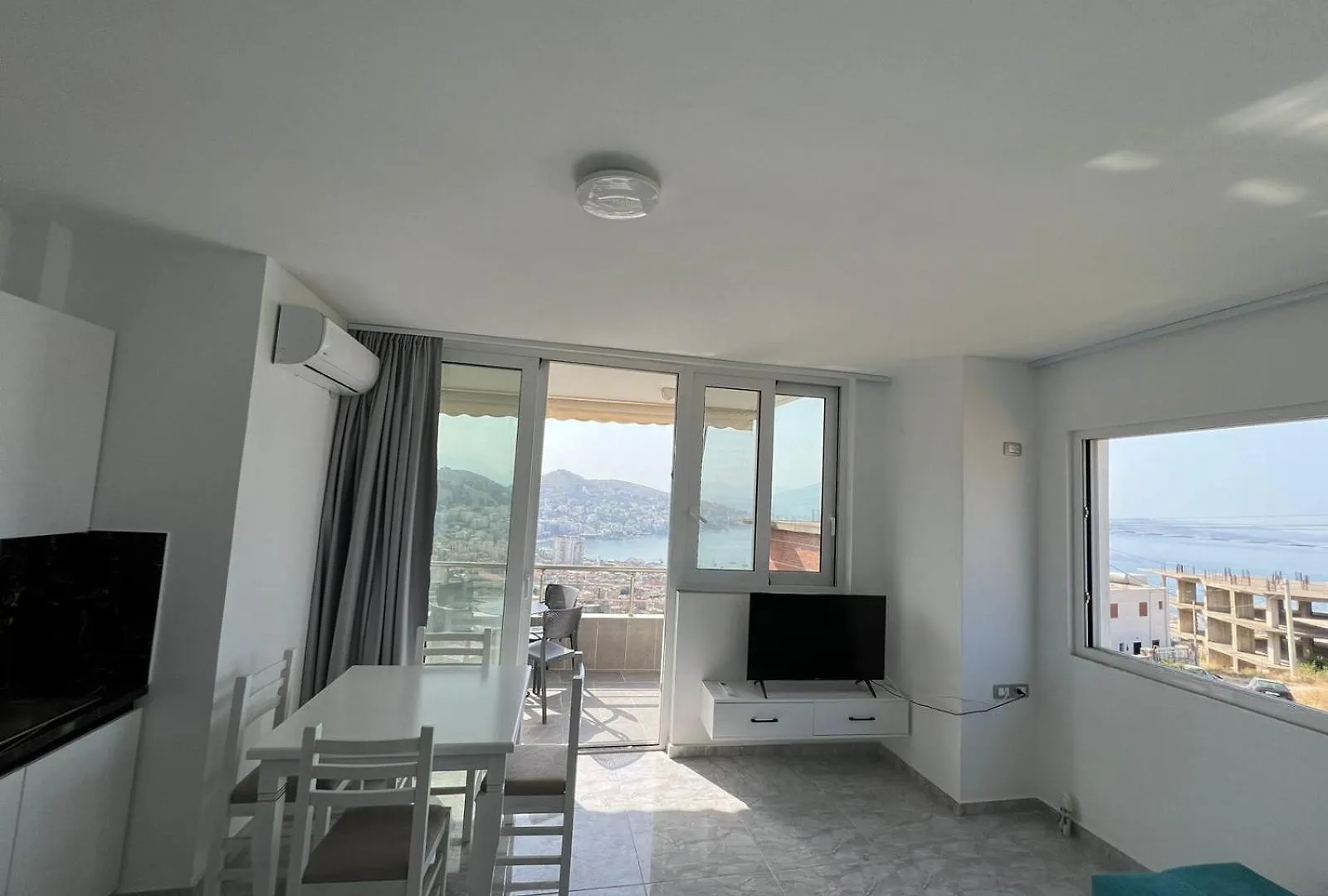 Beauty Villa Sarande ! Uphill Location