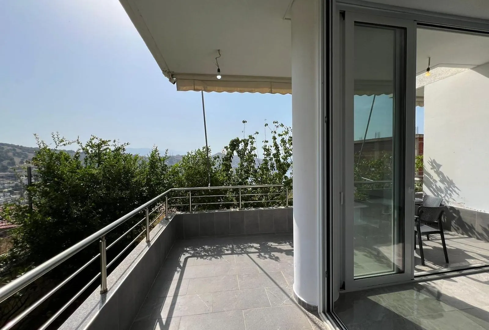 Apartment Beauty Villa Sarande ! Uphill Location
