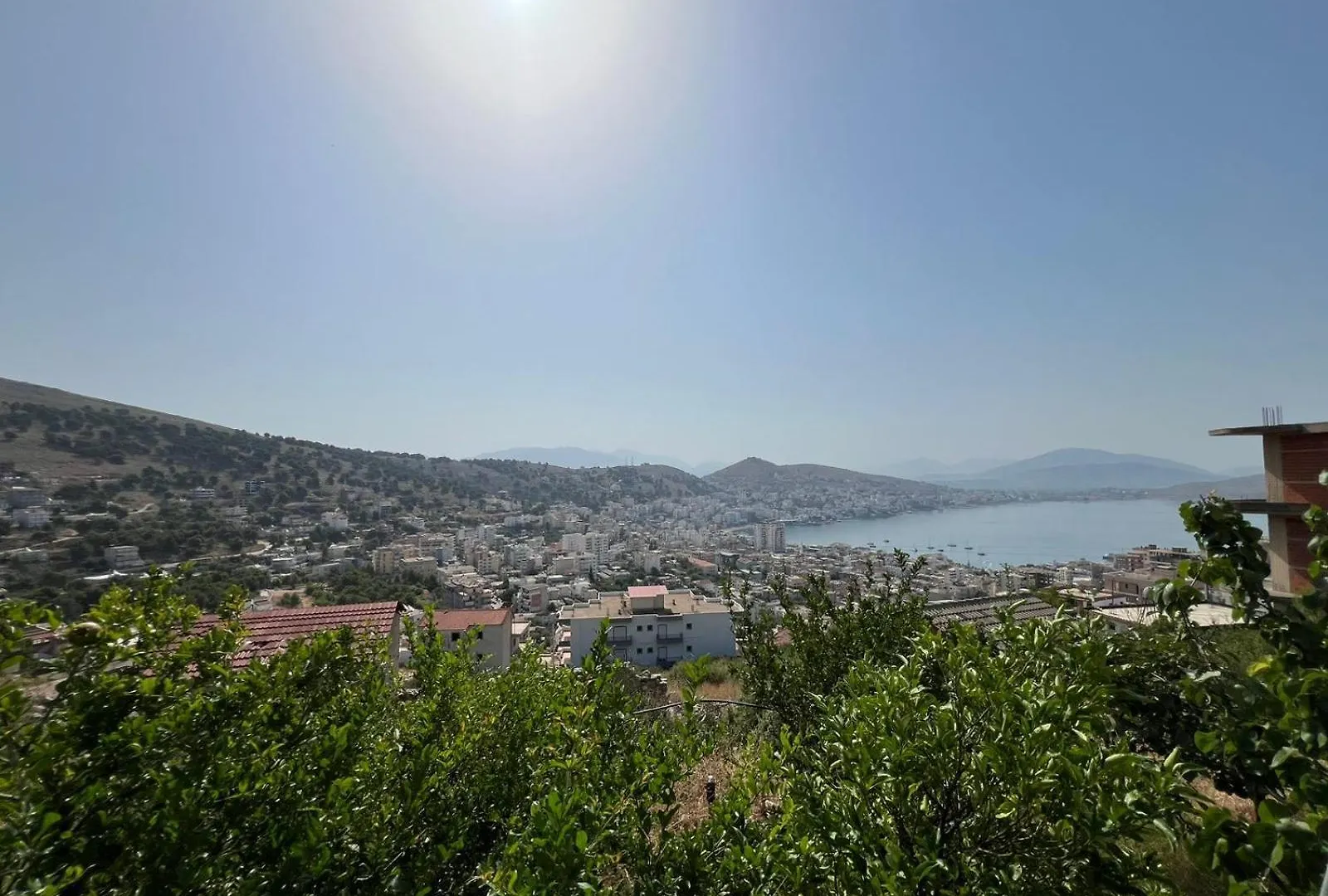 Apartment Beauty Villa Sarande ! Uphill Location